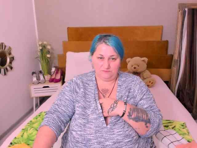 SweetBoobsM