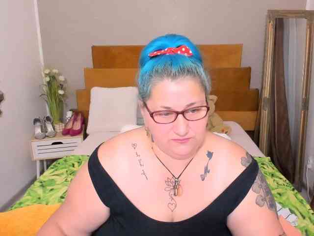 SweetBoobsM