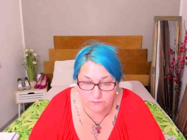 SweetBoobsM webcam