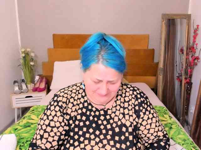 SweetBoobsM webcam