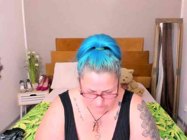 SweetBoobsM
