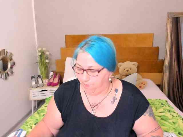 SweetBoobsM