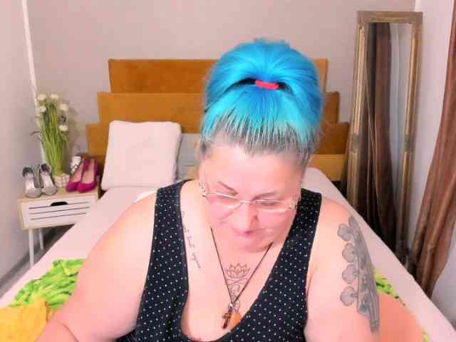 SweetBoobsM