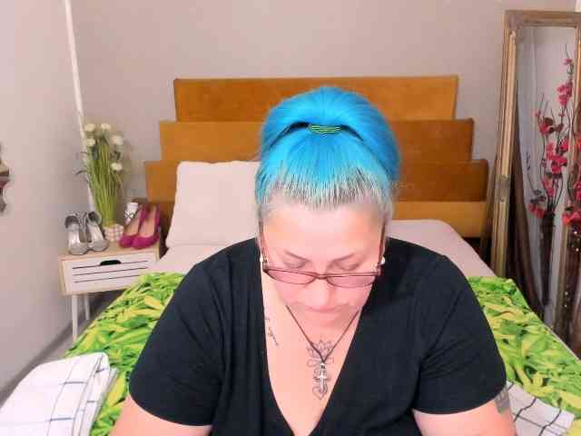SweetBoobsM