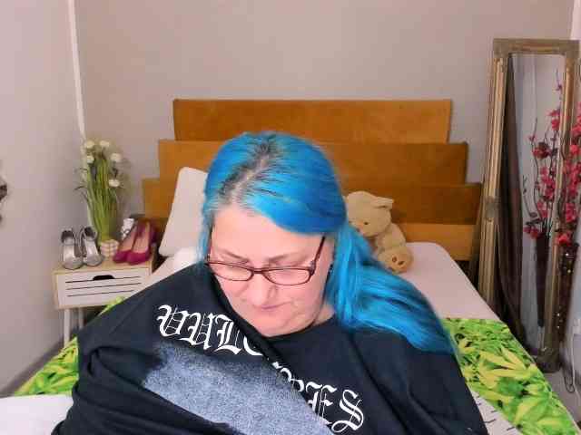 SweetBoobsM