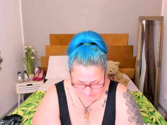 SweetBoobsM