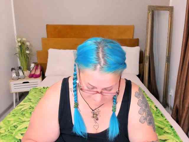 SweetBoobsM