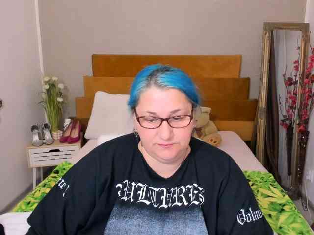 SweetBoobsM