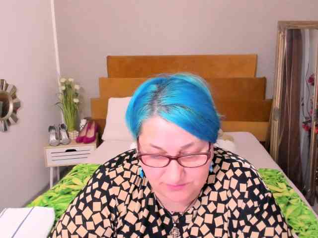 SweetBoobsM webcam