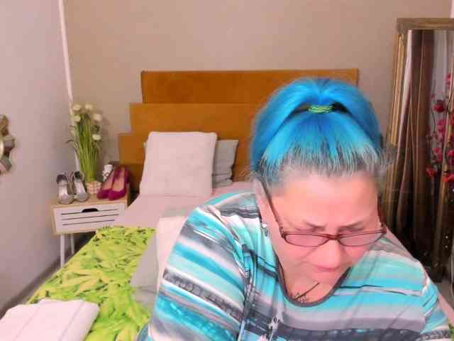 SweetBoobsM