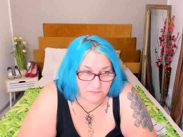 SweetBoobsM