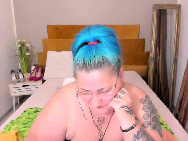 SweetBoobsM
