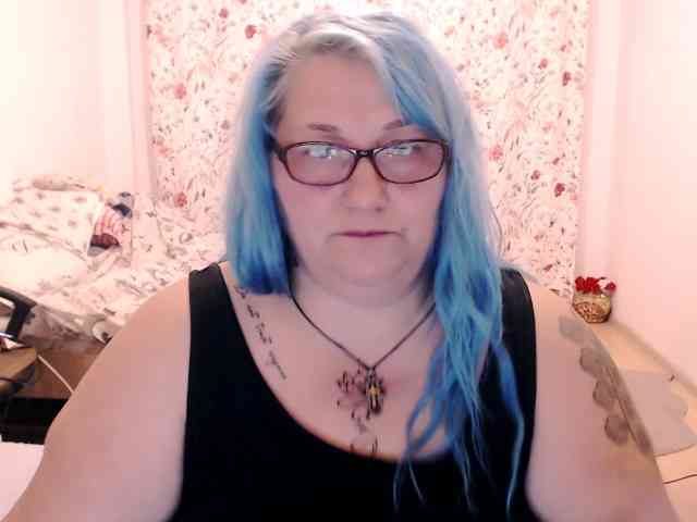 SweetBoobsM webcam