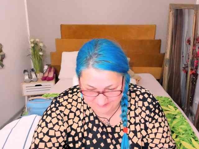 SweetBoobsM webcam