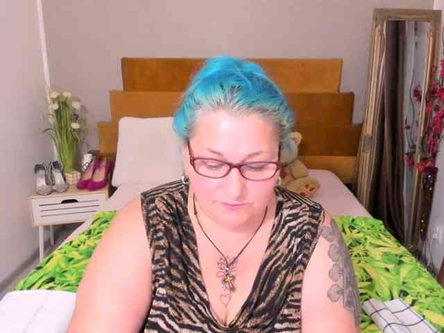 Sweetboobsm's live stream
