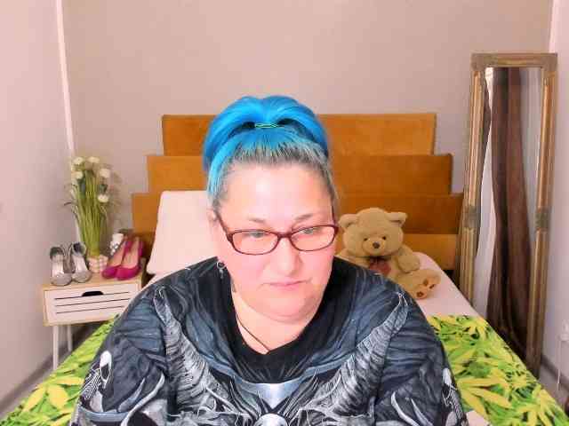 SweetBoobsM