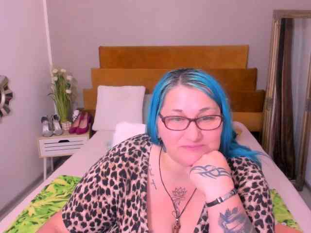 SweetBoobsM