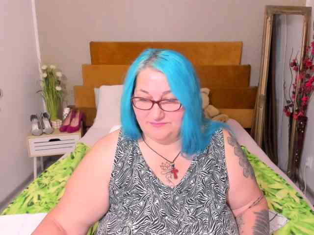 SweetBoobsM