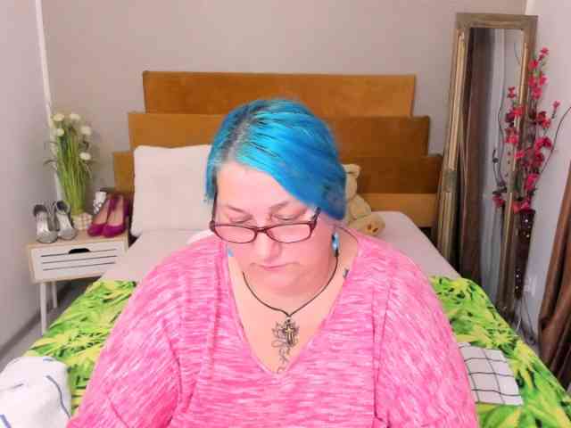 SweetBoobsM
