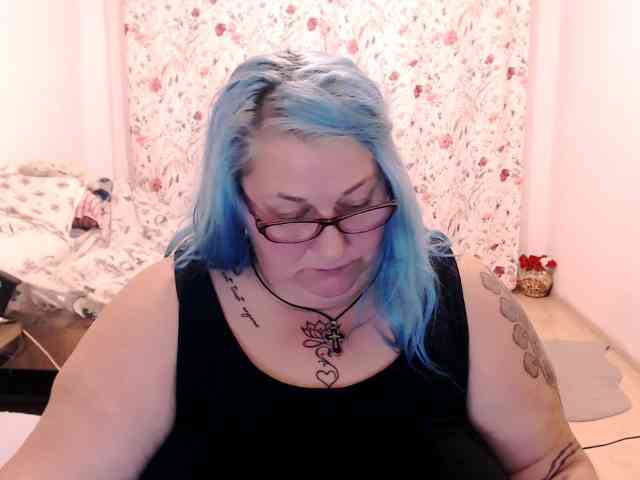 SweetBoobsM webcam