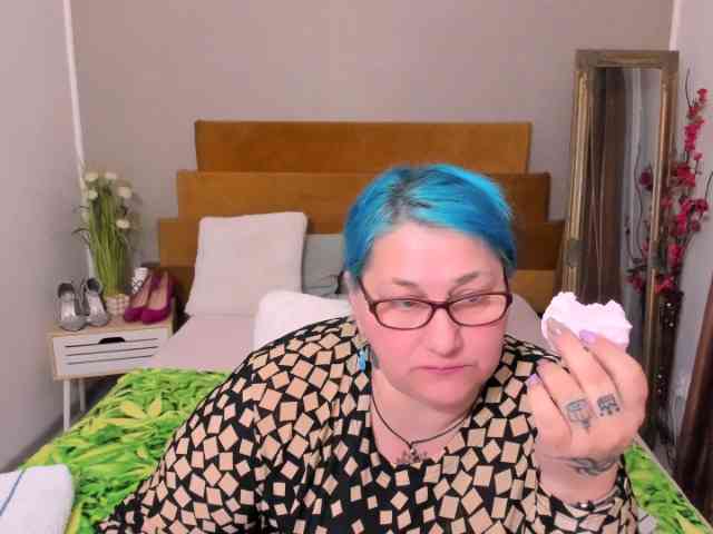 SweetBoobsM