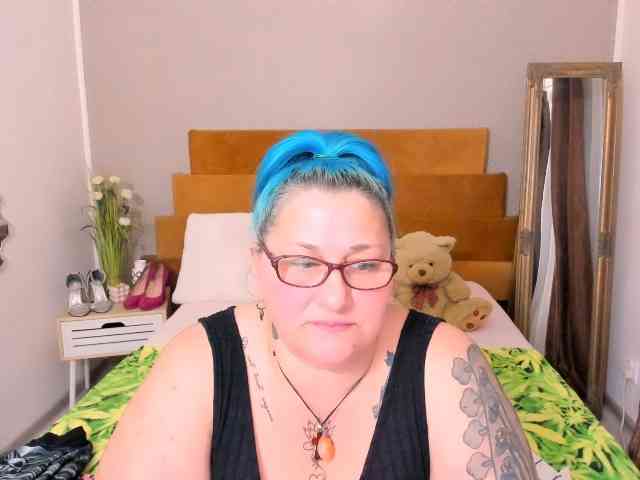 SweetBoobsM