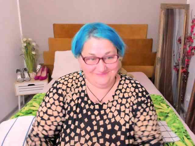 SweetBoobsM webcam