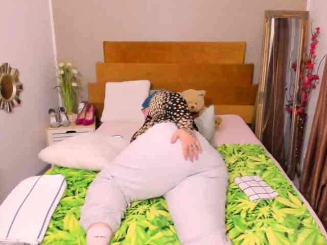 SweetBoobsM