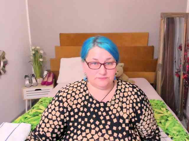 SweetBoobsM webcam