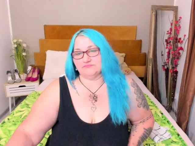 SweetBoobsM