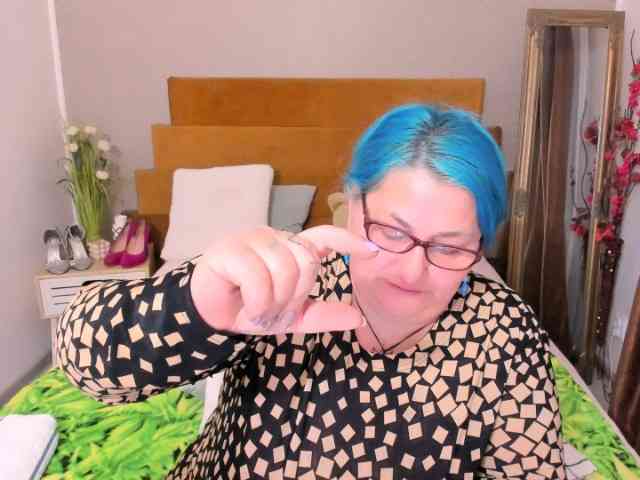 SweetBoobsM webcam