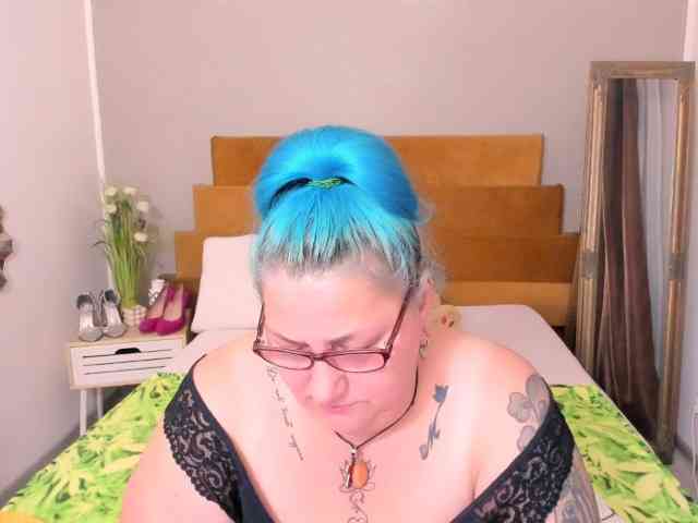 SweetBoobsM