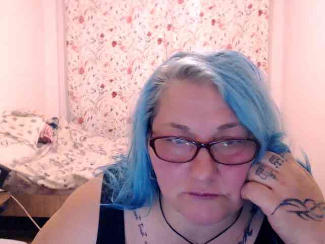 SweetBoobsM webcam