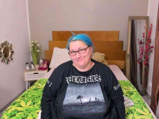 SweetBoobsM