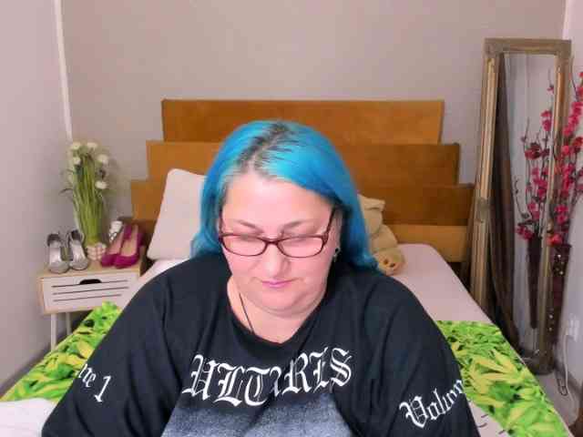 SweetBoobsM