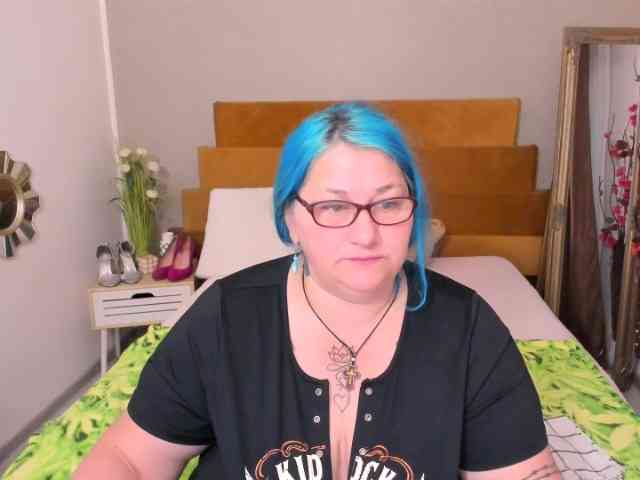 SweetBoobsM