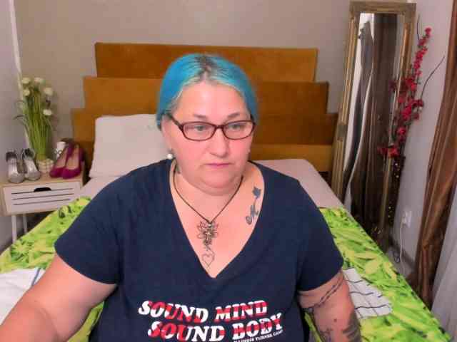 SweetBoobsM