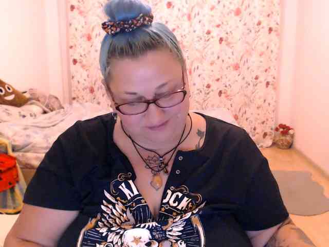 SweetBoobsM