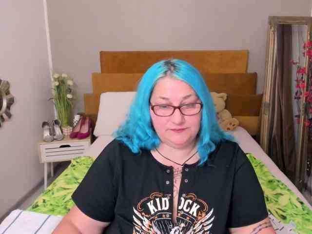 SweetBoobsM