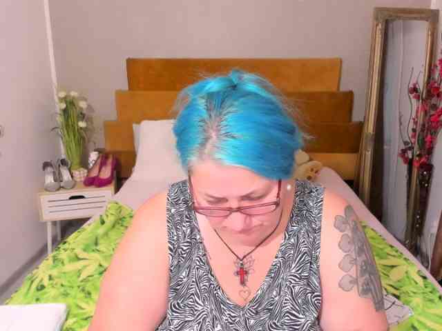SweetBoobsM