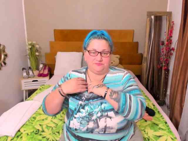 SweetBoobsM