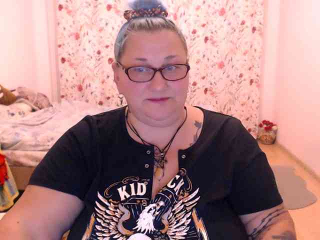 SweetBoobsM