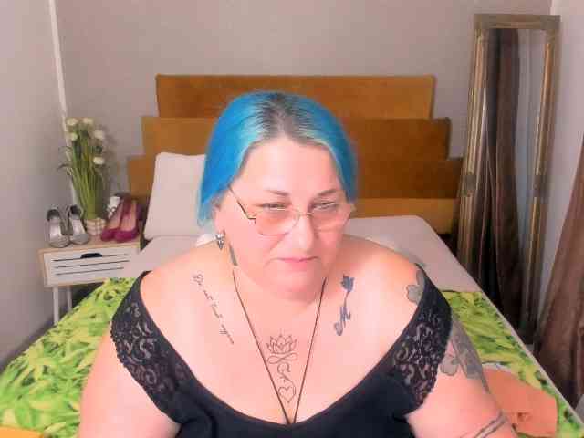 SweetBoobsM