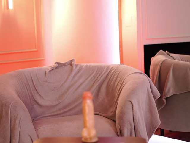 MilaFawn live cam on BongaCams