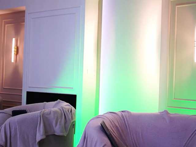 MilaFawn live cam preview