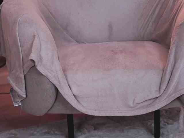 MilaFawn webcam