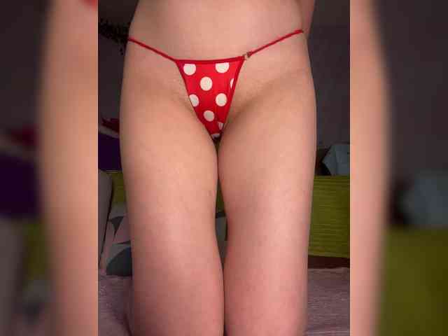 Babysuzika's cam show statistics and live stream