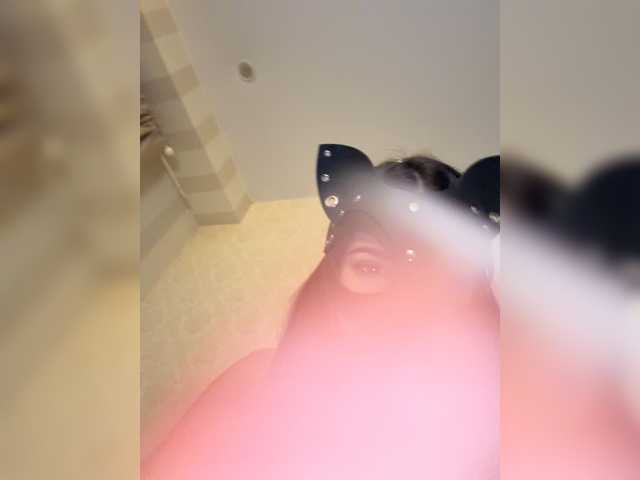 Milana20026 live cam on BongaCams