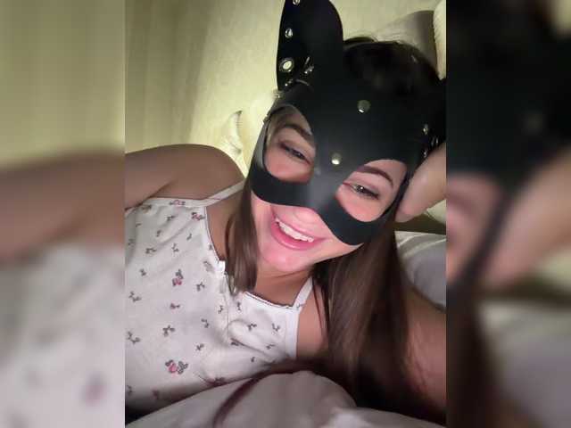 Milana20026 live cam on BongaCams