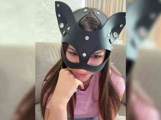 MilanaMila webcam